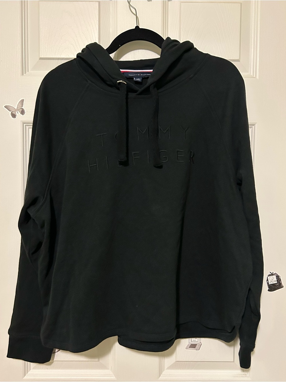 5/$10‼️ tommy hilfiger - black hoodie with logo and drawstrings